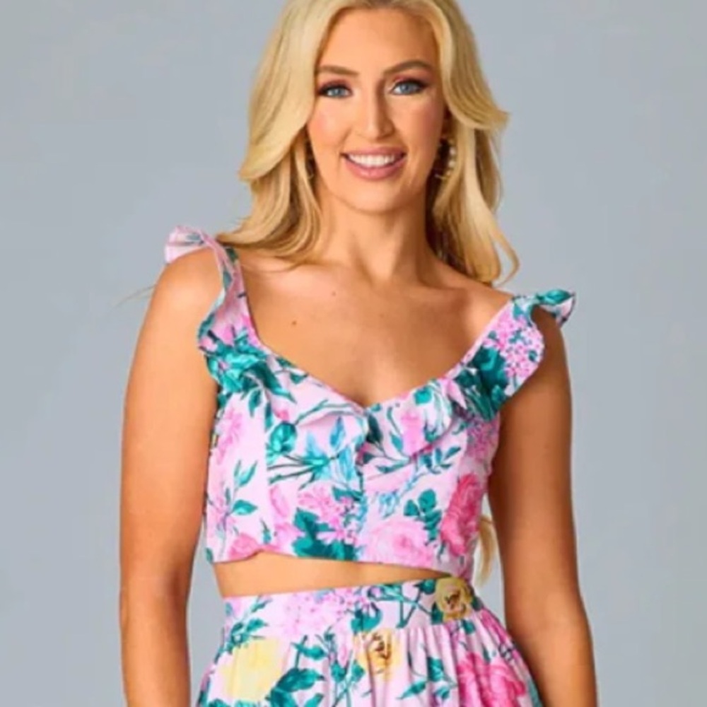 Floral Ruffle Crop Top - Picture 4 of 4
